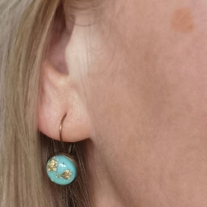 Lesley added a photo of their purchase