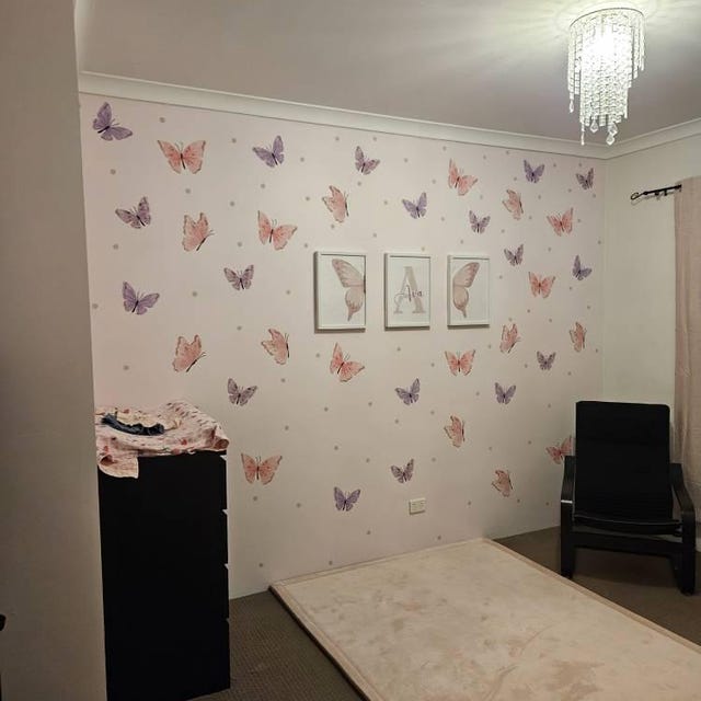 How to Arrange Butterfly Stickers on Wall: Stunning Decor Ideas