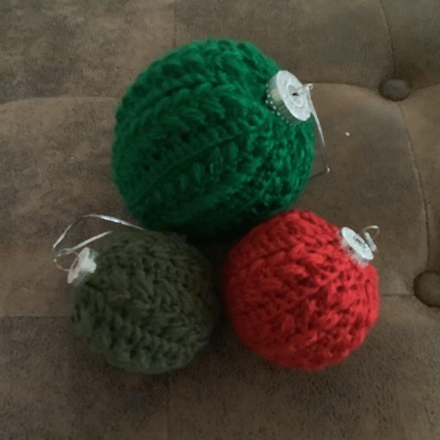A customer's finished Snowy Wheat Stitch Ornament Crochet Pattern