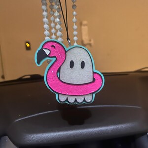 Lindsey added a photo of their purchase
