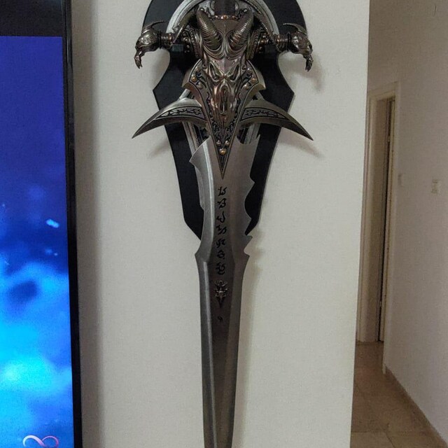 WOW フロストモーン ソード 2.0 コスプレ リッチキング 鋼鉄 金属武器