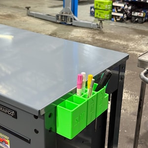 HOSSEIN added a photo of their purchase