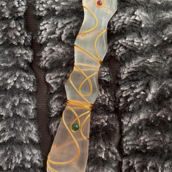 Olivenorma Healing Crystal Point Pendant Necklaces