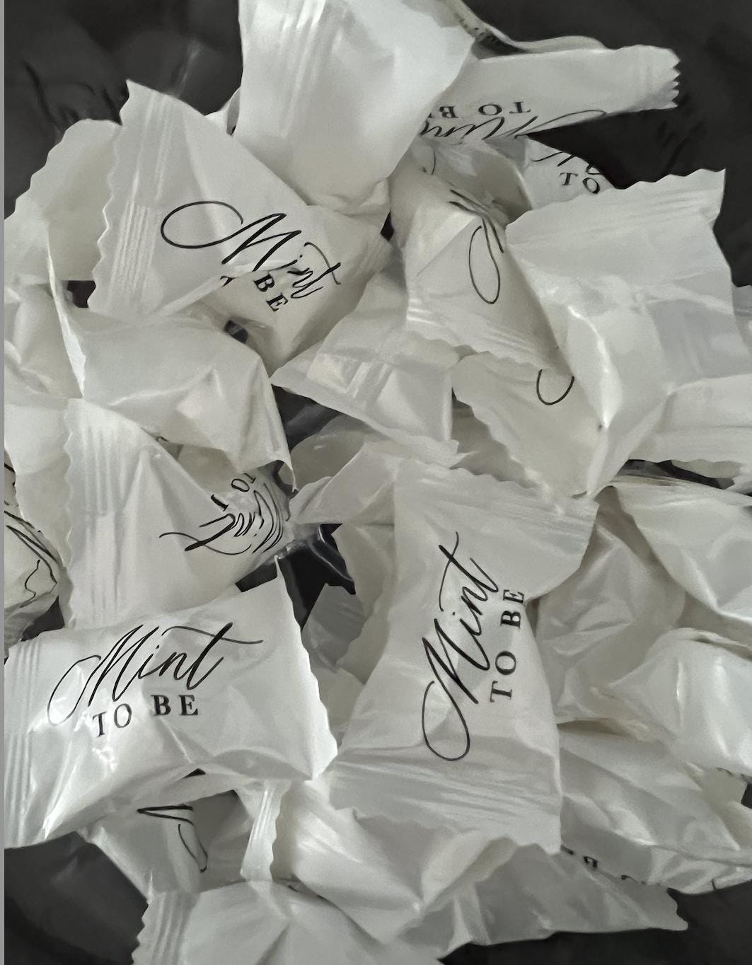 Mint To Be White Mints BULK SETS - Weiße Buttermints - Preiswertes Hochzeitsgeschenk - Einzeln verpackte Hochzeitssüßigkeiten - Hochzeitsminze