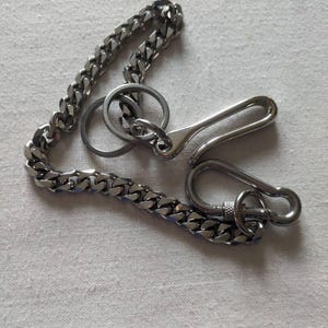 シルバーウォレットチェーン レザーベルト キーホルダー キーチェーン