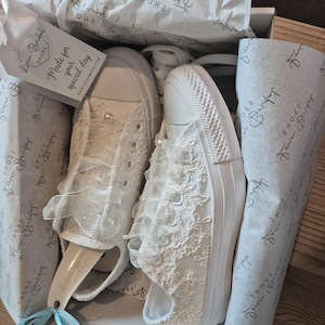 Kirsty added a photo of their purchase