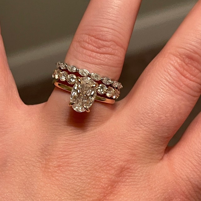 2.8 Carat (ctw) Bridal Set Oval Moissanite Engagement Rings For Women