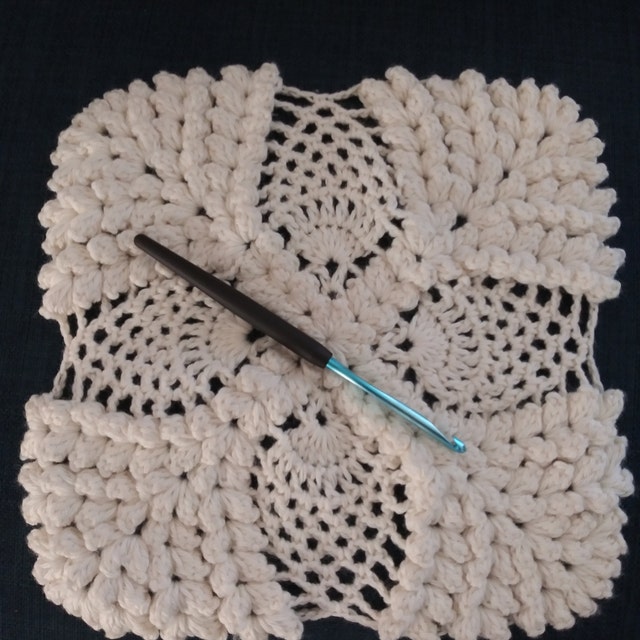 Susan Bates Soft Ergonomic Aluminum Crochet Hooks I J K 9 10 10.5 12694