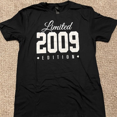 Con A Body Like This Who Needs Hair T-shirt Da Uomo Con Stampa Posteriore - Foto 3