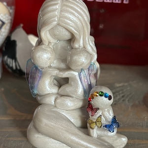 Vanessa added a photo of their purchase