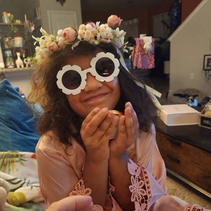 Flower Girl Sunglasses Flower Shaped Sunglasses for Girls Flower