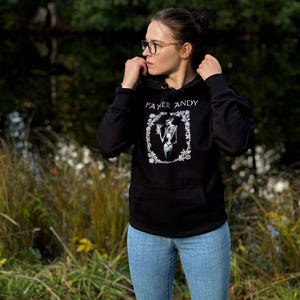 Viktoriia added a photo of their purchase