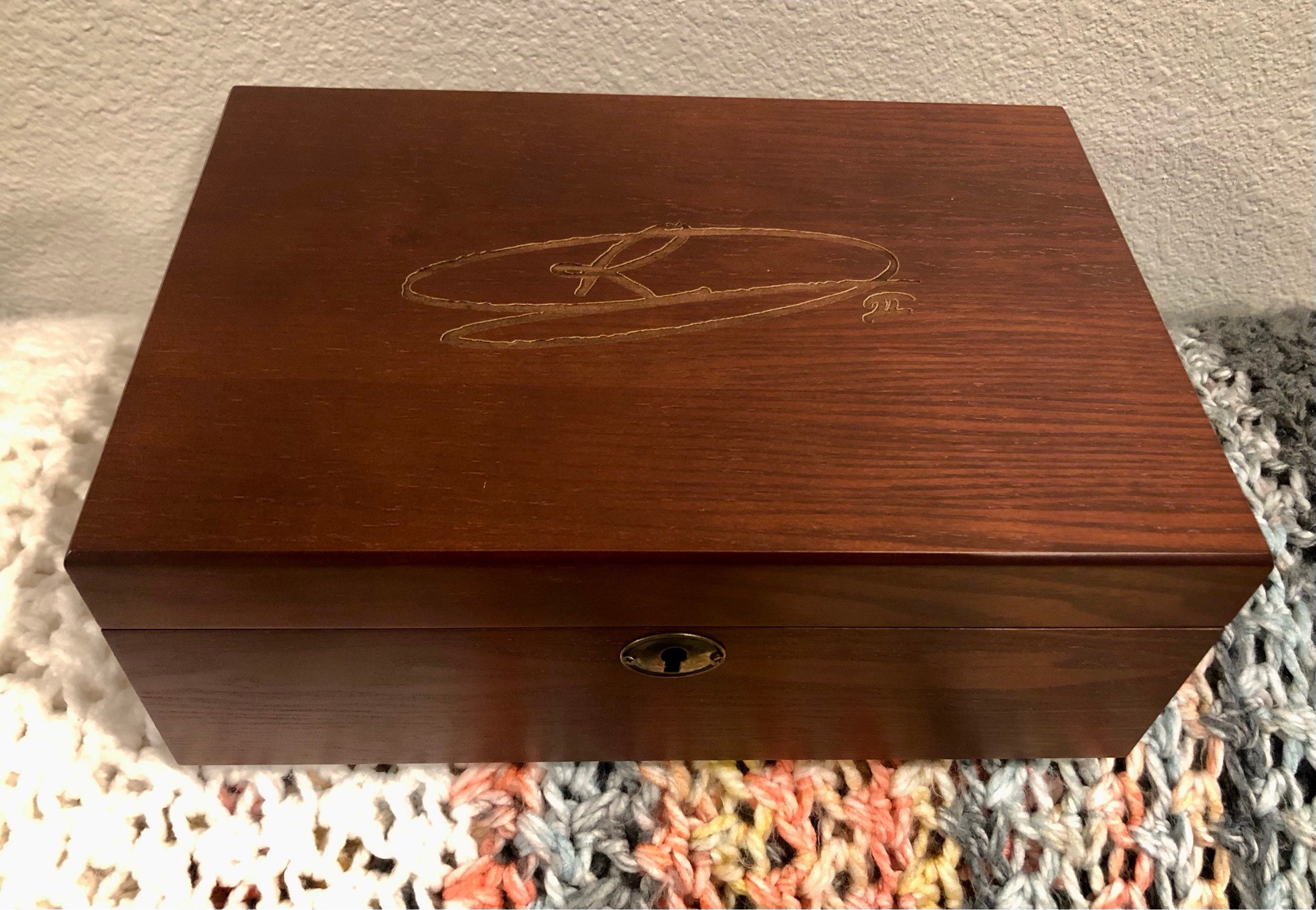 Watch Case with Key and Lock for Men, Personalized Watch Box, Engraved Wooden Watch Case, Mens Gift, Gift for Dad, Anniversary Gift