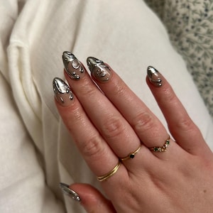 Leigha added a photo of their purchase