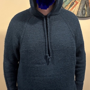 Felpa Con Cappuccio In Lana E Acrilico – Uomo, Blu, Manica Lunga Con Cordini – Famosa Marca (Etichette Rimosse) - Foto 2