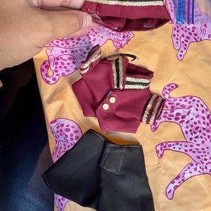 Chelsey added a photo of their purchase