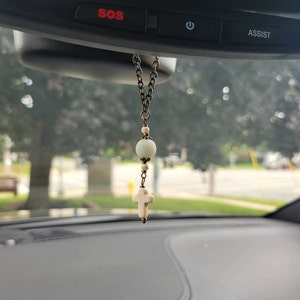 Jolie added a photo of their purchase