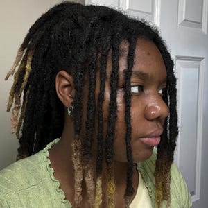 LadyLaughsALot added a photo of their purchase