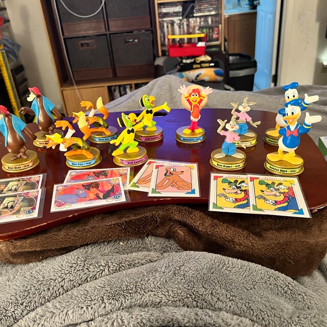 Three Caballeros Figurines Jose Carioca Panchito Pistoles Donald
