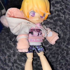 Isabella added a photo of their purchase