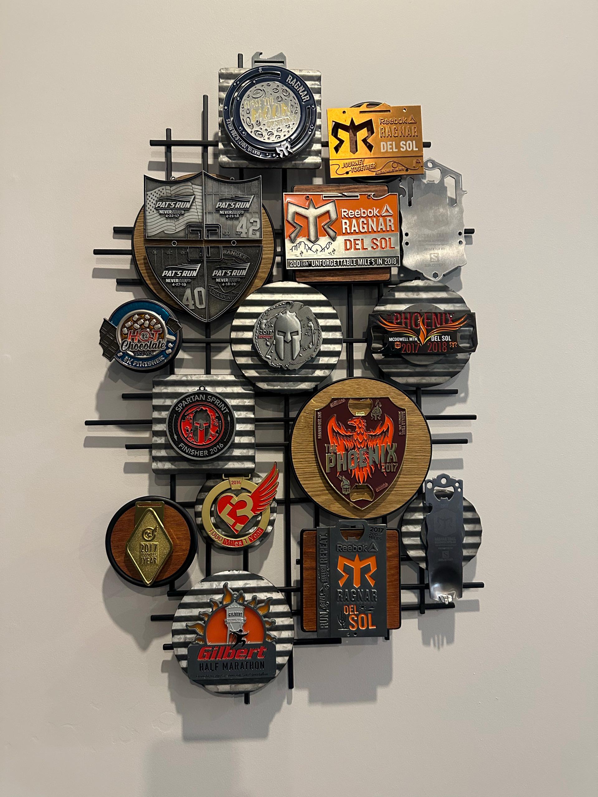 Running Medal Display Medal Display Runner Creative Wall Art Hanger Hangers Holders  Collectible display DIY Wall Display DIY Wall art