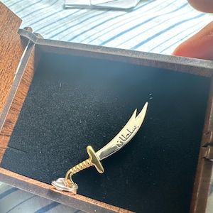Sultan added a photo of their purchase