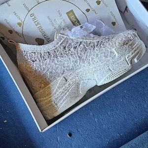 Ashleigh added a photo of their purchase