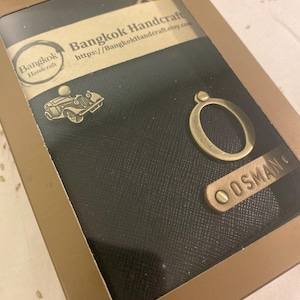 Mahnoor added a photo of their purchase