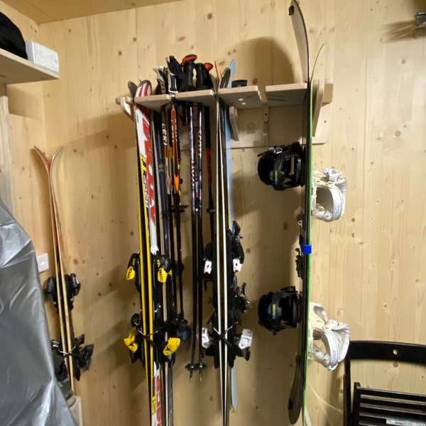 THE PONDEROSA snowboard wall rack