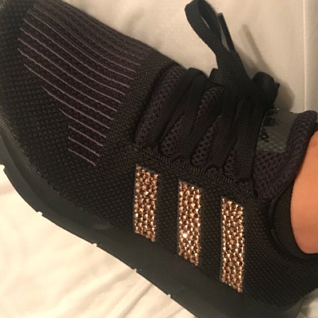 nike air zoom strong rose gold