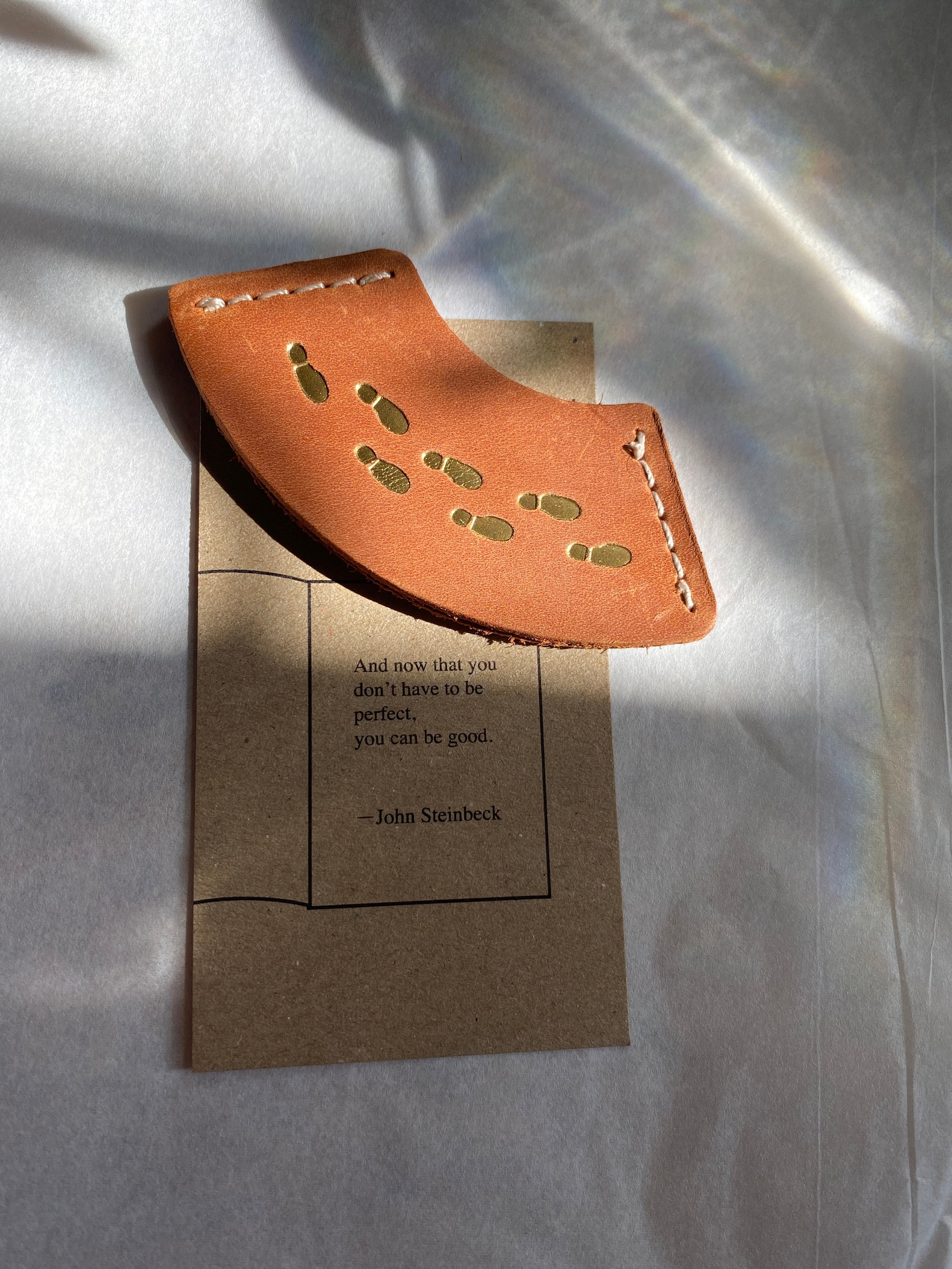 Leather bookmark,Personalized Leather Bookmark,Book Lover bookmark,Bookworm, Bookmark For Readers,Custom bookmark, corner bookmark