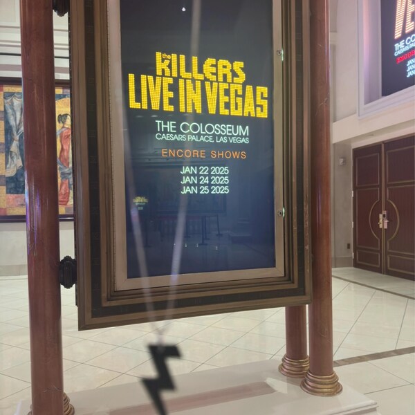 digital-the-killers-band-poster-brandon-flowers-in-gold-digital