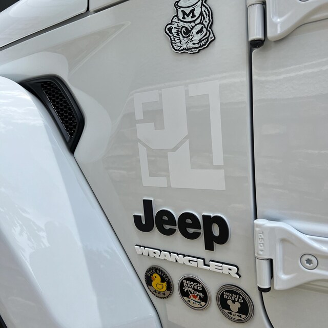OEM Mopar 2021-2024 Jeep Wrangler 392 Fender Nameplate – Bronze Outline / Satin Gray