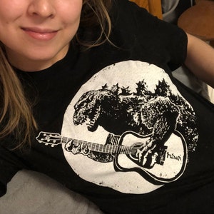 VERONICA added a photo of their purchase