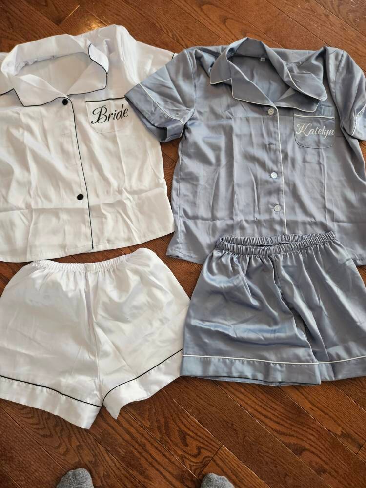 Bridesmaid Pajamas Set of 5,6,7, Bridesmaids Matching PJs, Satin Pyjama Set, Bridal Shower Gifts