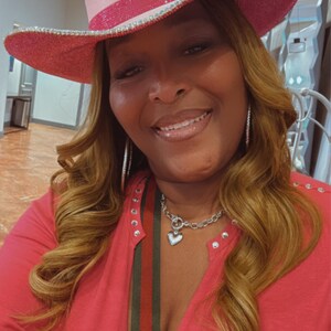 Tamanika added a photo of their purchase