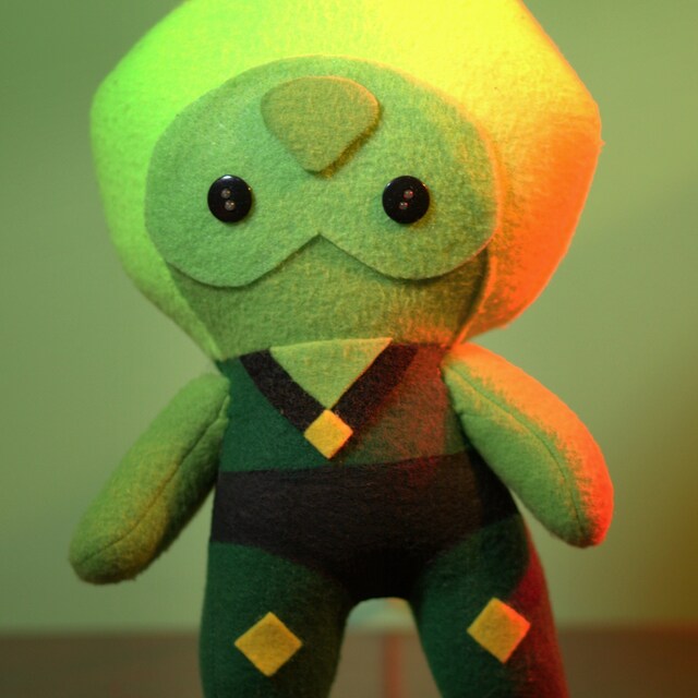 Peridot plush hot topic hotsell