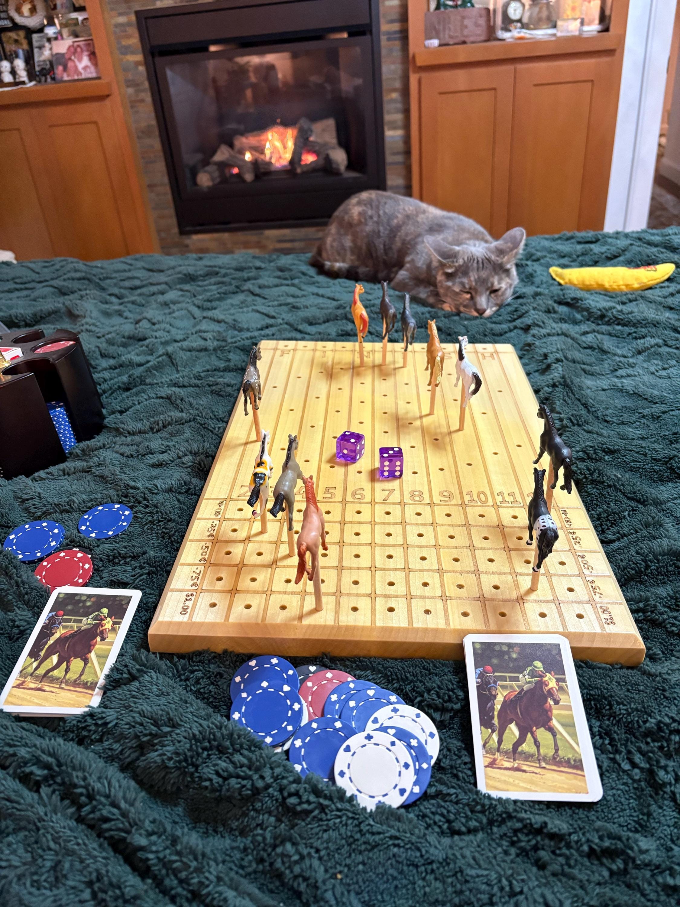 Horse Racing. Dice Game. Pony Pegs.