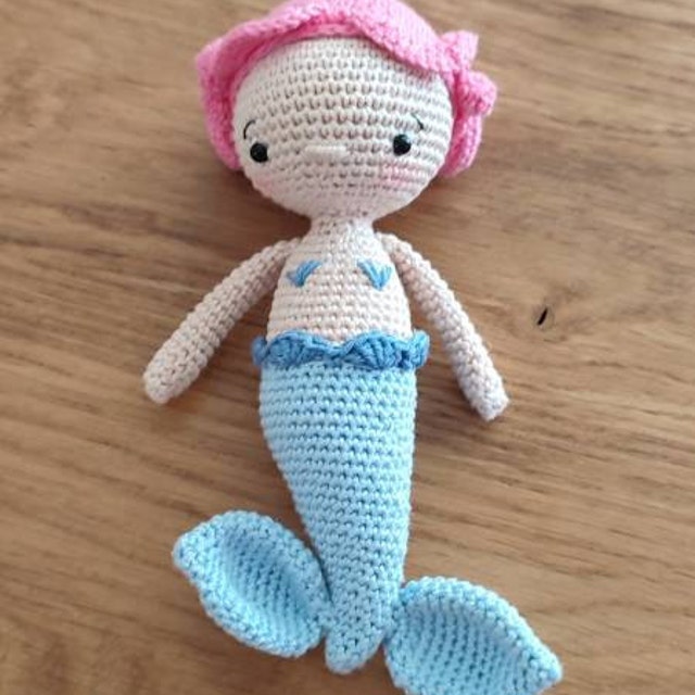 人魚デザインの編み物人形 3体セット 人魚のルル。あみぐるみ。かぎ針編みのパターン。ハーケランレイトゥン