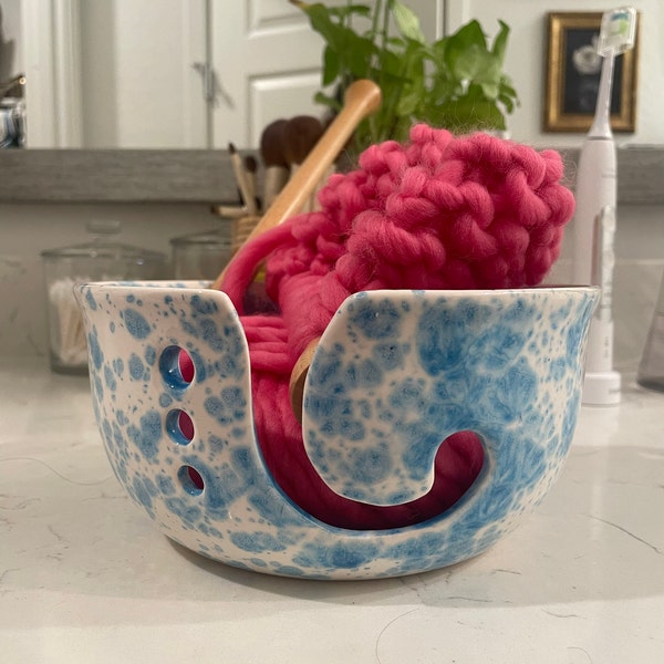 Handmade Sheesham Wood Yarn Bowl - 6x3 Inch With Crochet Hooks & Travel Pouch