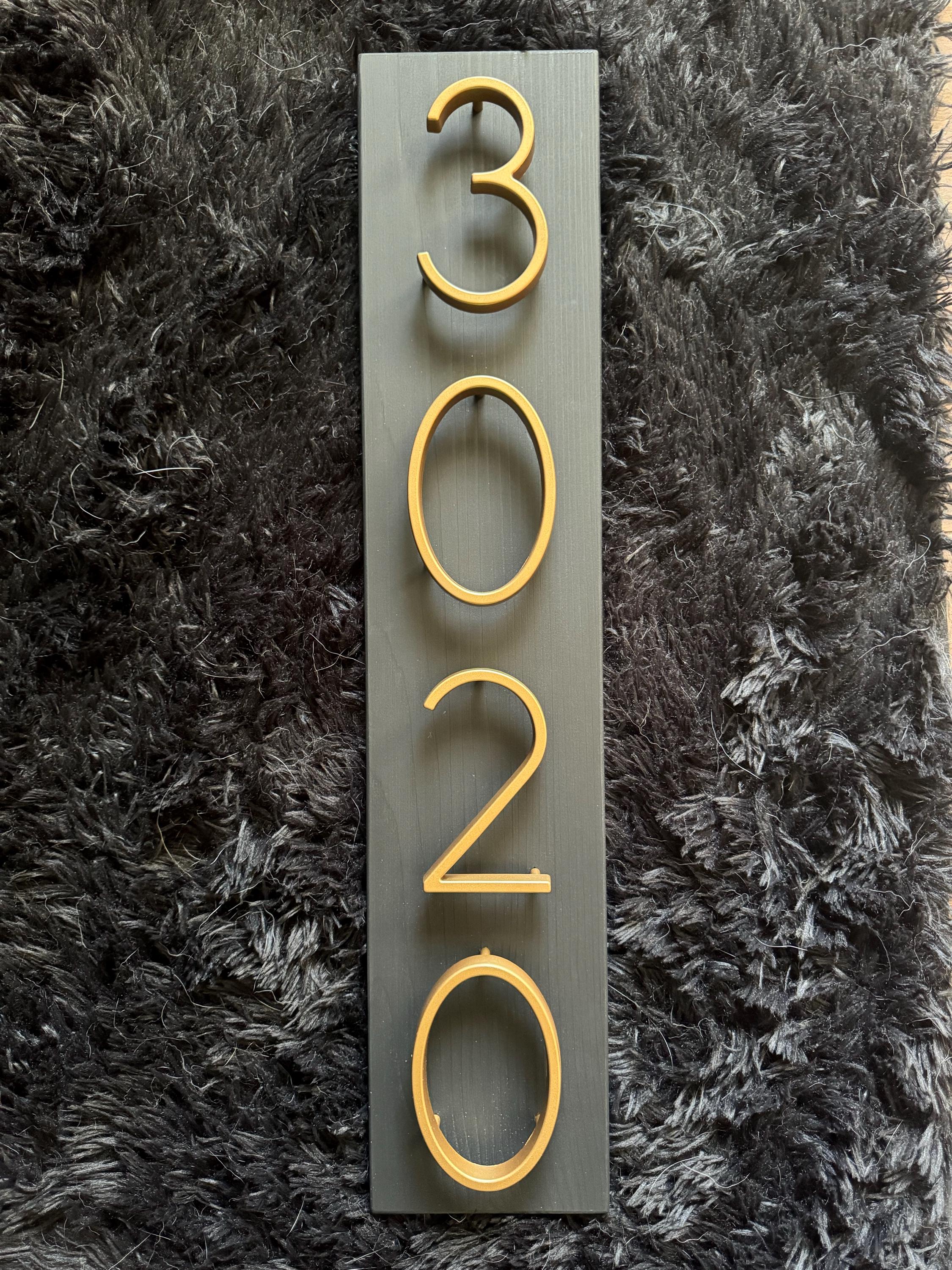 Black House Numbers on Wood, Modern House Number Sign, Metal House Numbers, Modern Address Sign, Wood Address Plaque, In Laws Gift, Vertical