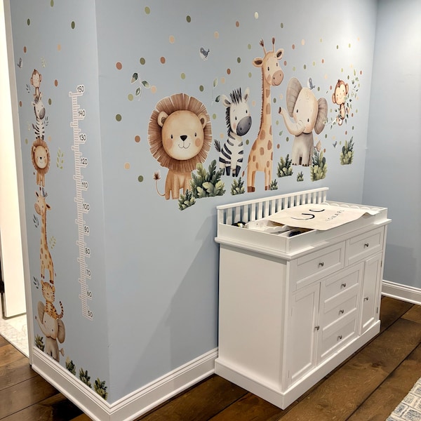Safari Animal Wall Decal, Self-adhesive Jungle Decor for Nursery and ...