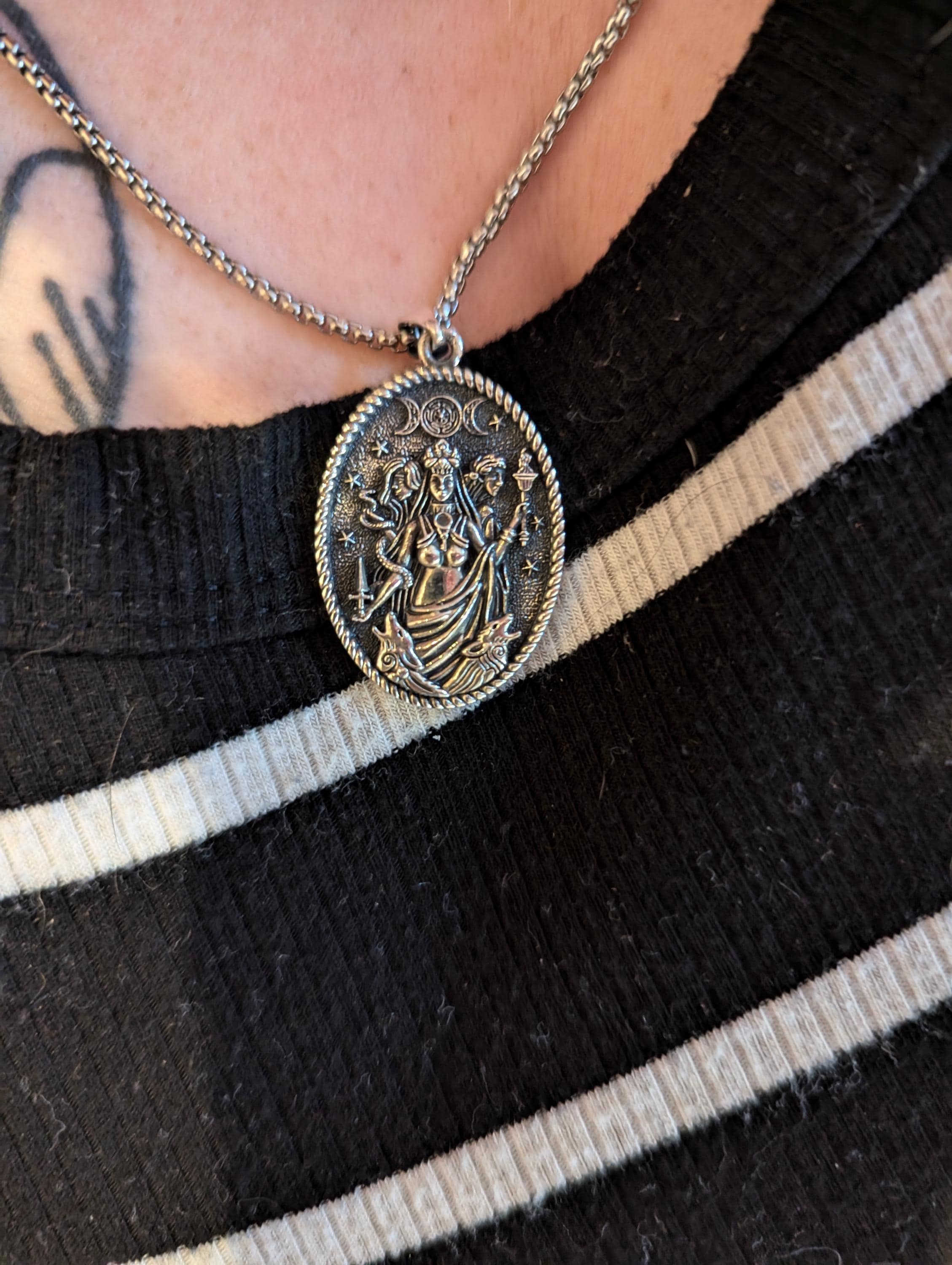 Sterling Silver Exquisite Triple Moon Goddess Necklace, Goddess Statue Medal, Full Moon Hecate Pendant, Occult Jewelry, Feminine Energy Gift