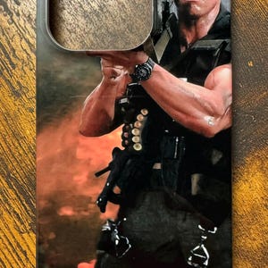 Arnold Schwarzenegger Commando Phone Case - For iPhone 17 16 Pro