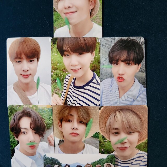 HYBE INSIGHT]BTS Photo Set – BTS JAPAN OFFICIAL SHOP