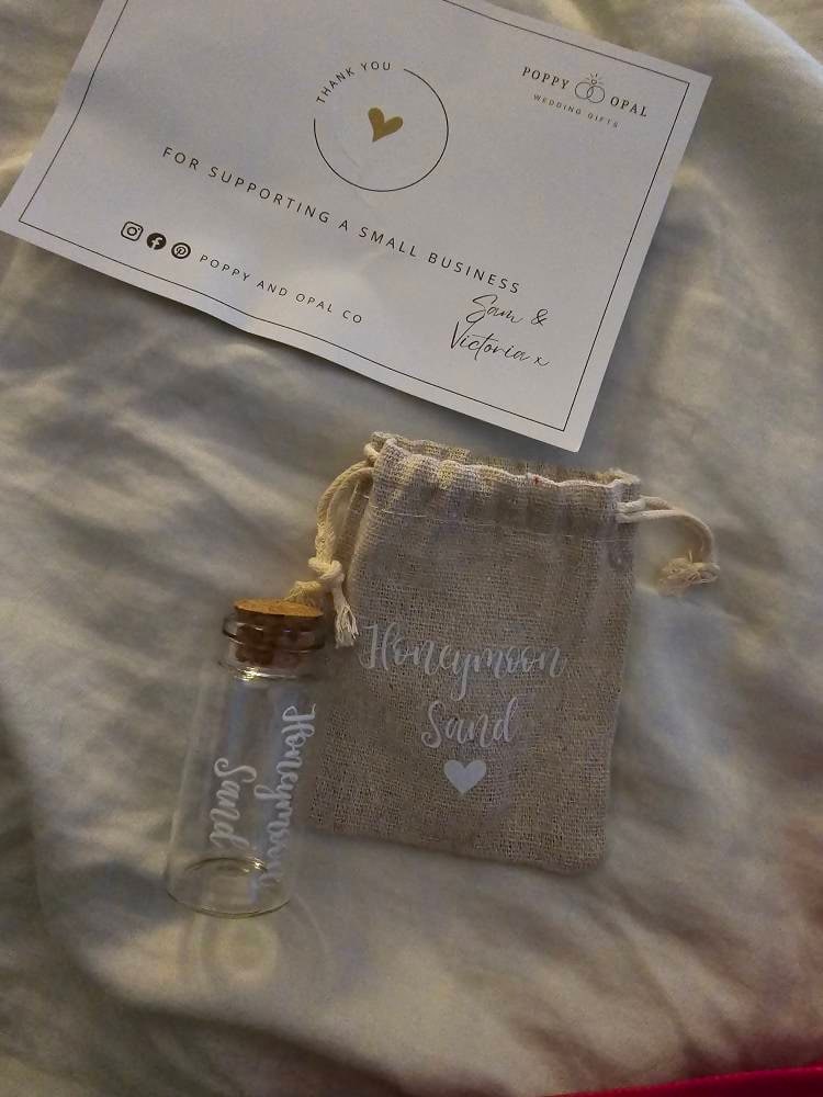 Honeymoon Sand, Wedding Gift, Honeymoon Present, Evening Guest Gift, Wedding Presents, Bride to Be Gift, Hen Party Gift