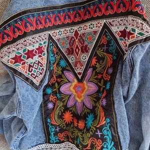 Vintage Embroidered Crop Top main image 1