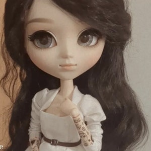 Mathilde added a photo of their purchase