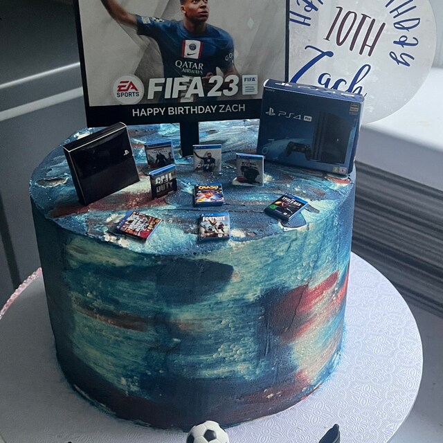 PERSONALISED FIFA 23 PS4 Cake Toppers, Customised TV, Birthday Cake  Toppers