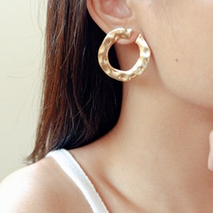 Vikha added a photo of their purchase